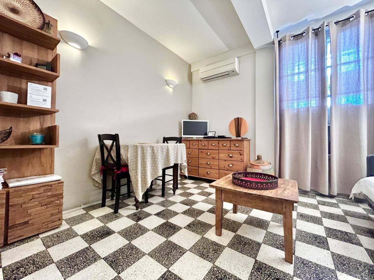 Aparthotel Riviera - Balcon Des Etats Unis - Old Town Promenade Des Anglais Nizza Esterno foto